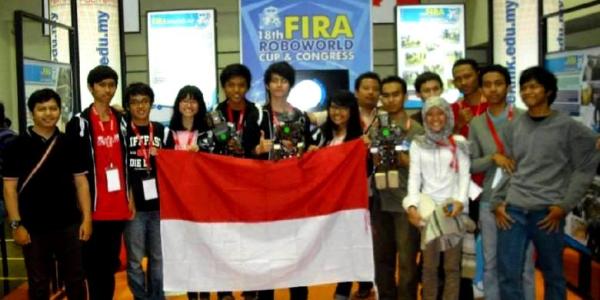 Fira Roboworld Cup 2013 di Indonesiaproud wordpress com